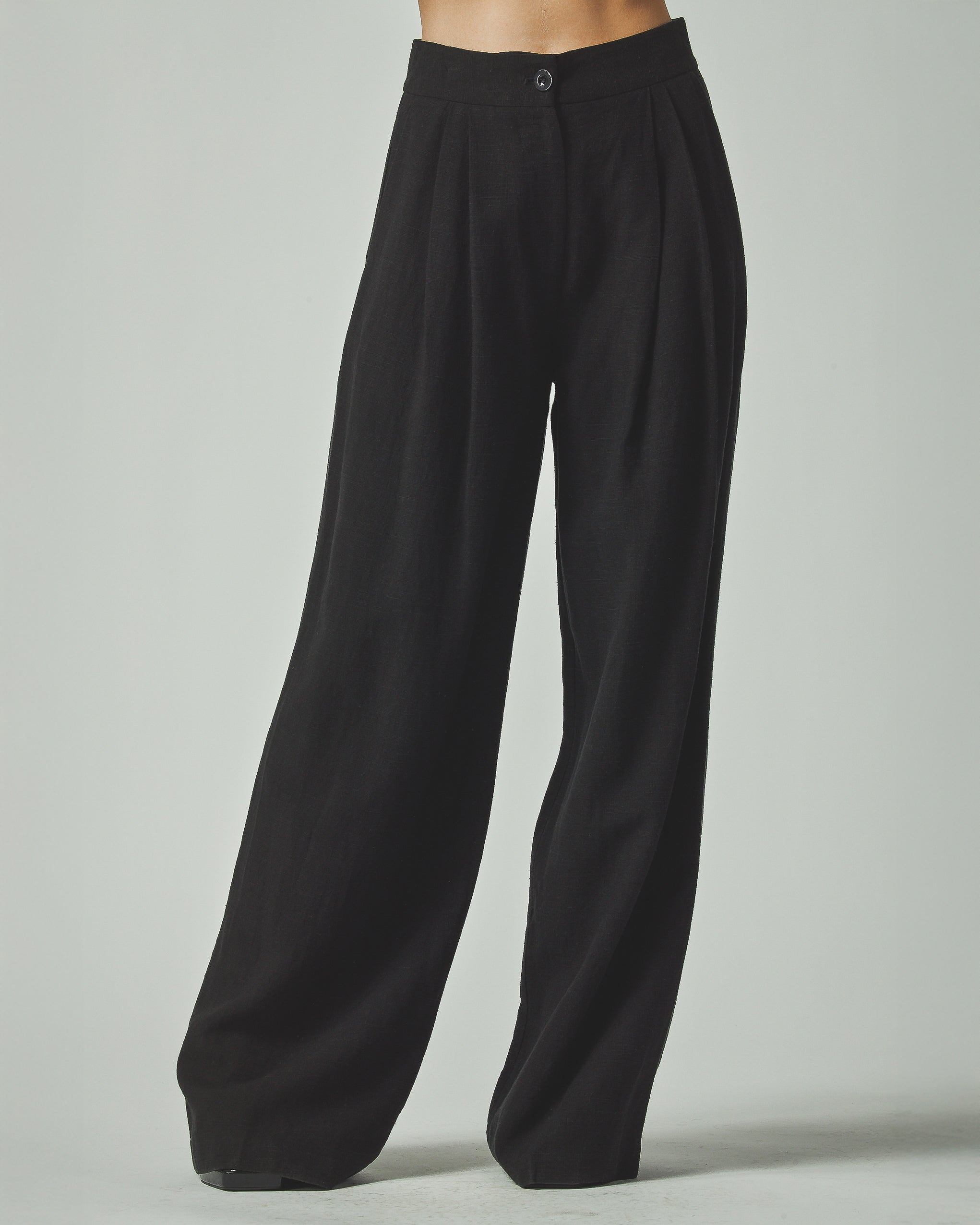 High waist wide-leg slacks
Flattering high-waisted pants
Wide-leg trousers for women
High-rise wide-leg trousers
High waist pants for curvy figures
Slimming high waist slacks
Wide-leg slacks with tummy control
Chic high-waisted wide-leg pants
Best wide-leg pants for petite women

Office-ready high waist wide-leg trousers
Comfortable wide-leg pants with flattering fit
High waisted wide-leg pants for work
Flowy wide-leg pants for tall women
Elegant high-rise wide-leg slacks
Stylish wide-leg pants with pockets