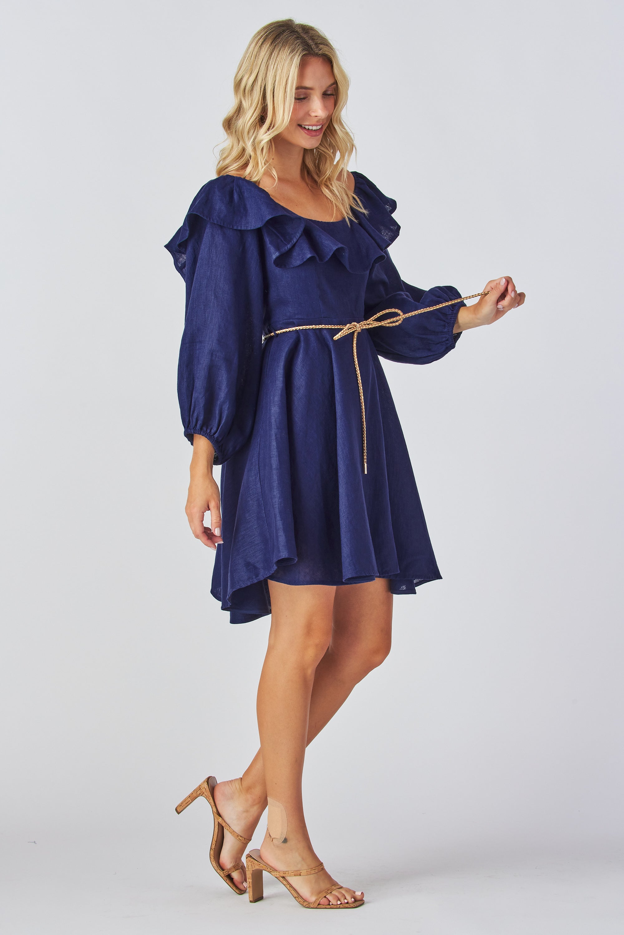 Bishop sleeve mini dress
Off-shoulder ruffle dress
Ruffle neck mini dress
String tie belt dress
Circle skirt mini dress
Long sleeve off-shoulder dress