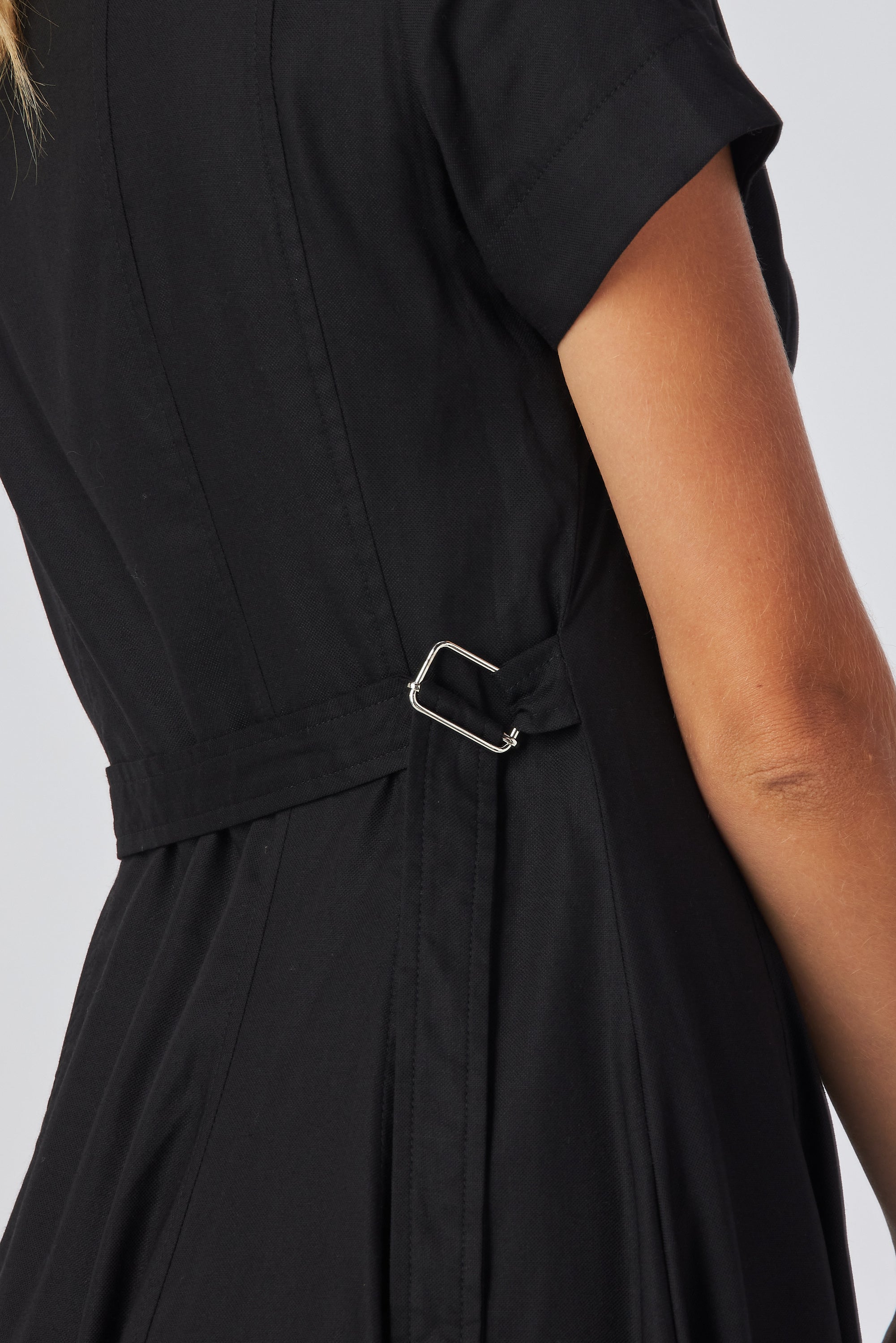 Fit and flare midi dress
Short sleeve button-up dress
Shirt neck midi dress
Button front A-line dress
Casual fit and flare dress

Midi dress with shirt collar
Short sleeve collared dress
Button-down midi summer dress
Classic shirt dress for women