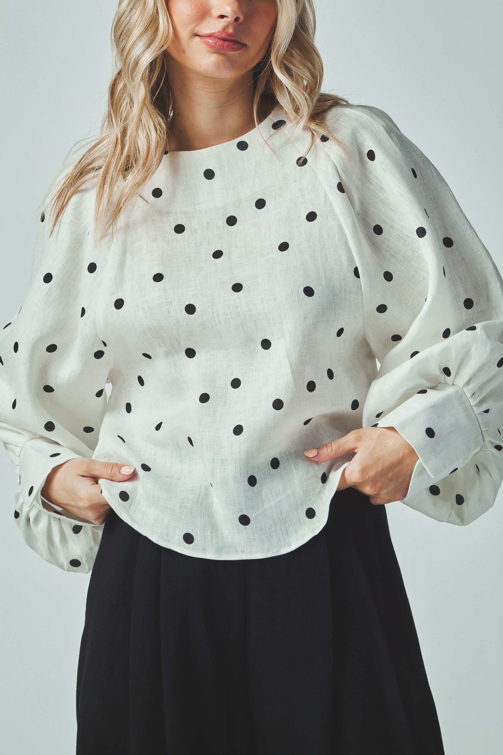 Madelyn top - Polka dots